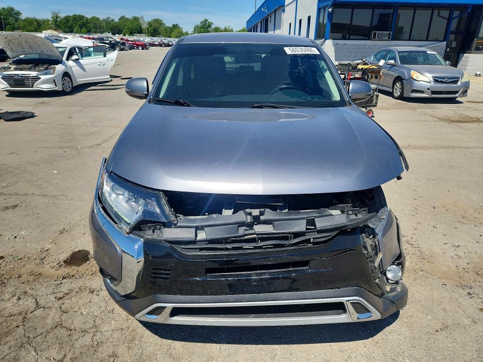 Photo 5 from auction – 2019 MITSUBISHI OUTLANDER with VIN JA4AZ3A33KZ041381