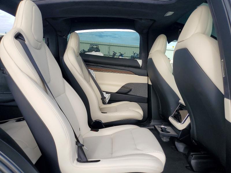 Photo 11 from auction – 2022 TESLA MODEL X with VIN 7SAXCBE58NF328798