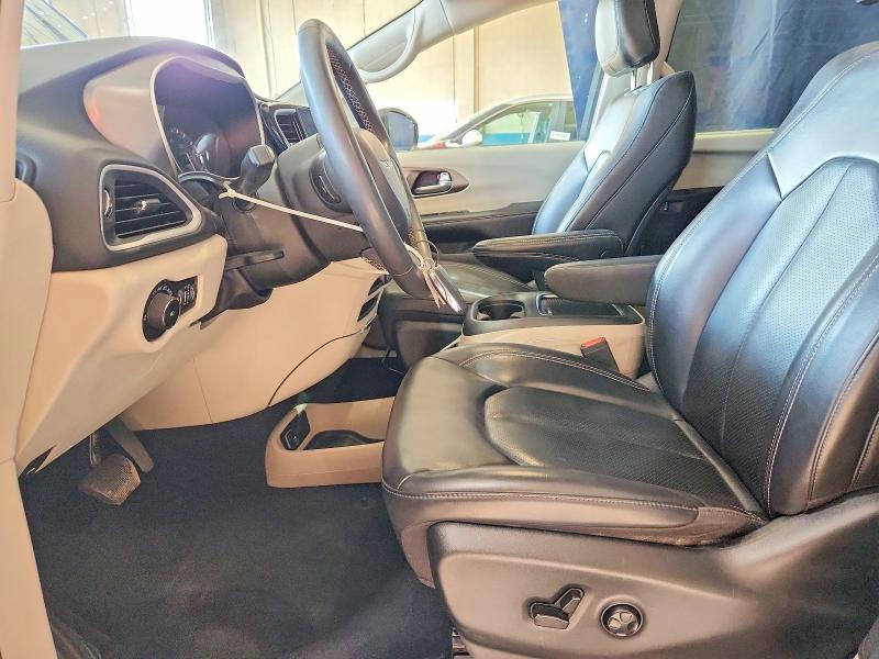 Снимка 7 от търг – 2023 CHRYSLER PACIFICA с VIN 2C4RC1BGXPR549557