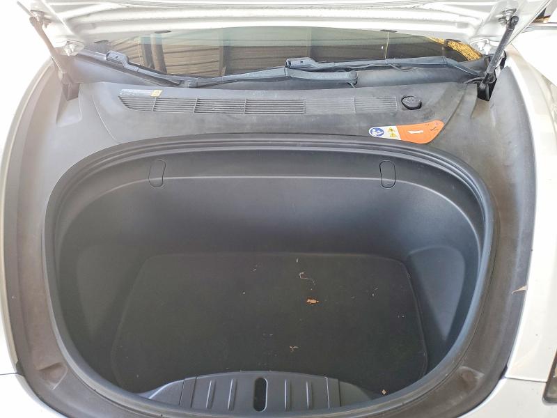 Photo 11 from auction – 2018 TESLA MODEL 3 with VIN 5YJ3E1EA6JF010623