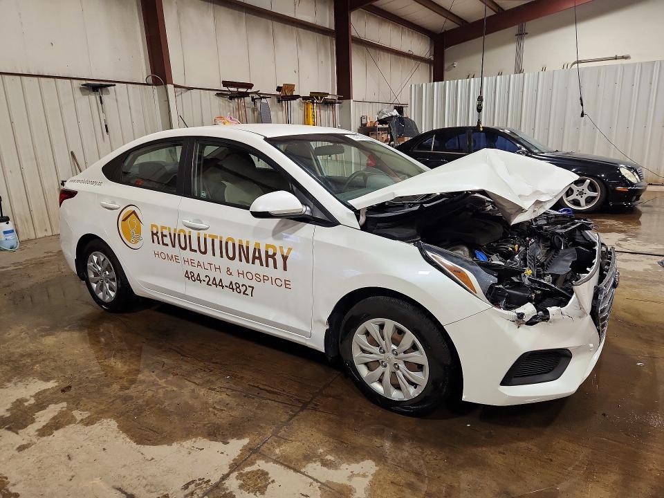 Photo 4 from auction – 2019 HYUNDAI ACCENT with VIN 3KPC24A38KE053000