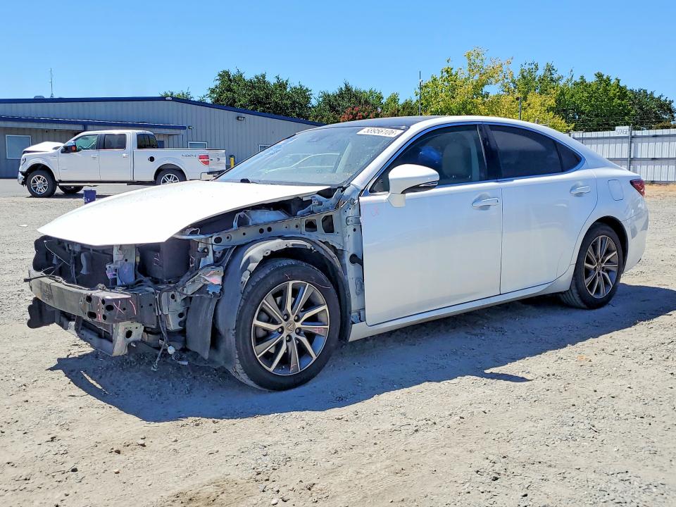 LEXUS ES 2017 with VIN 58ABK1GG3HU052758 - Photo from auction