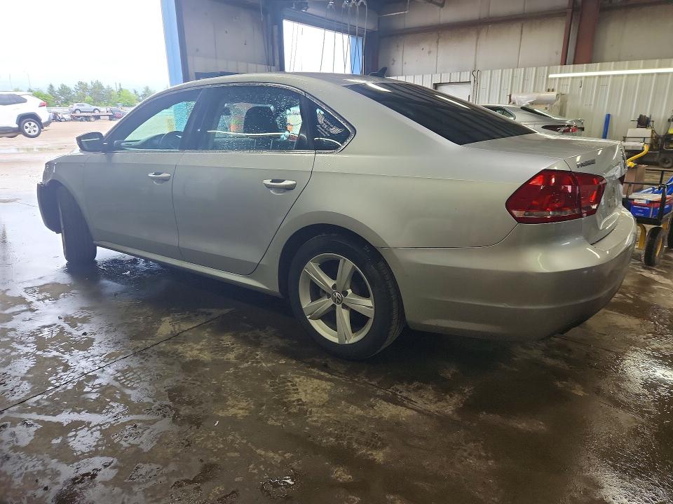 Photo 2 from auction – 2014 VOLKSWAGEN PASSAT with VIN 1VWAS7A34EC058518