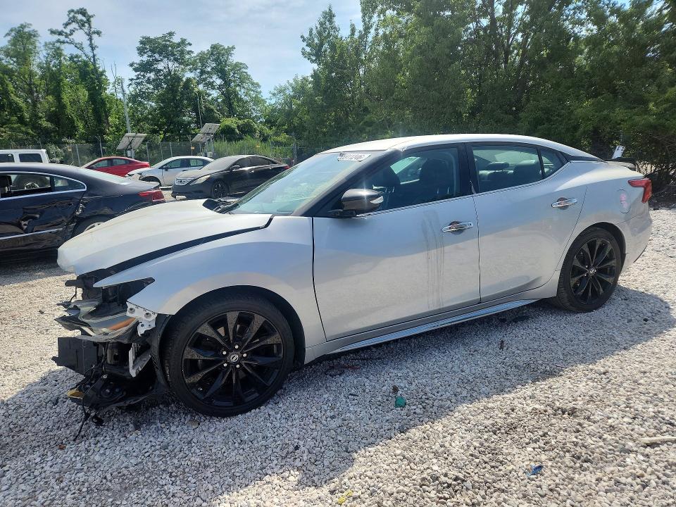 NISSAN MAXIMA 2017 con VIN 1N4AA6AP8HC385520 - Foto de la subasta
