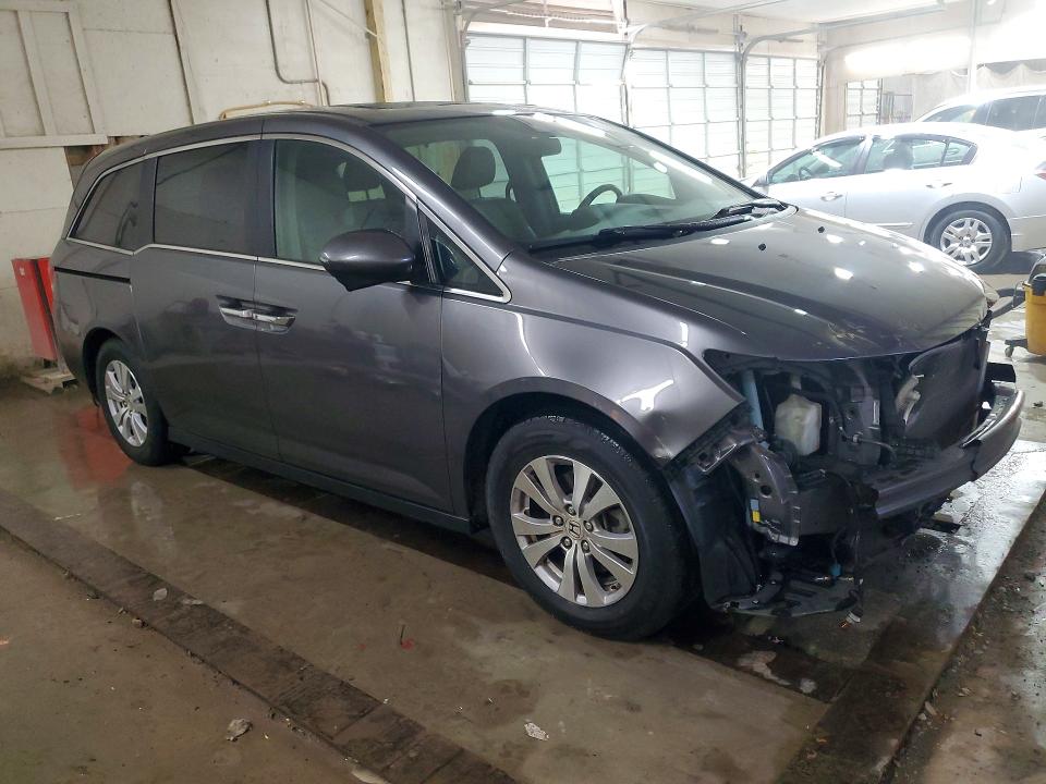 Photo 4 from auction – 2015 HONDA ODYSSEY with VIN 5FNRL5H60FB014222