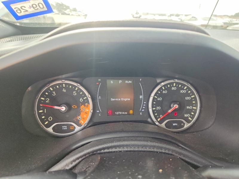 Photo 9 from auction – 2018 JEEP RENEGADE with VIN ZACCJABBXJPJ23361