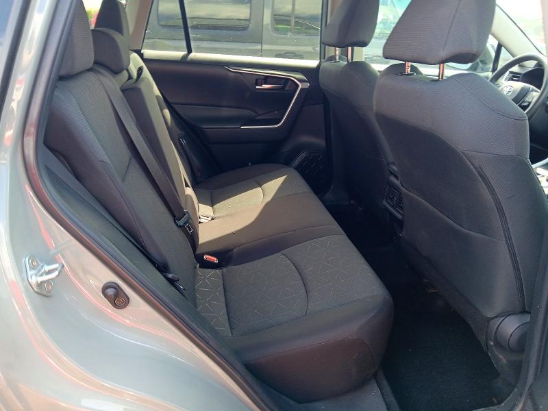 Photo 10 from auction – 2023 TOYOTA RAV4 with VIN 2T3P1RFVXPW366962