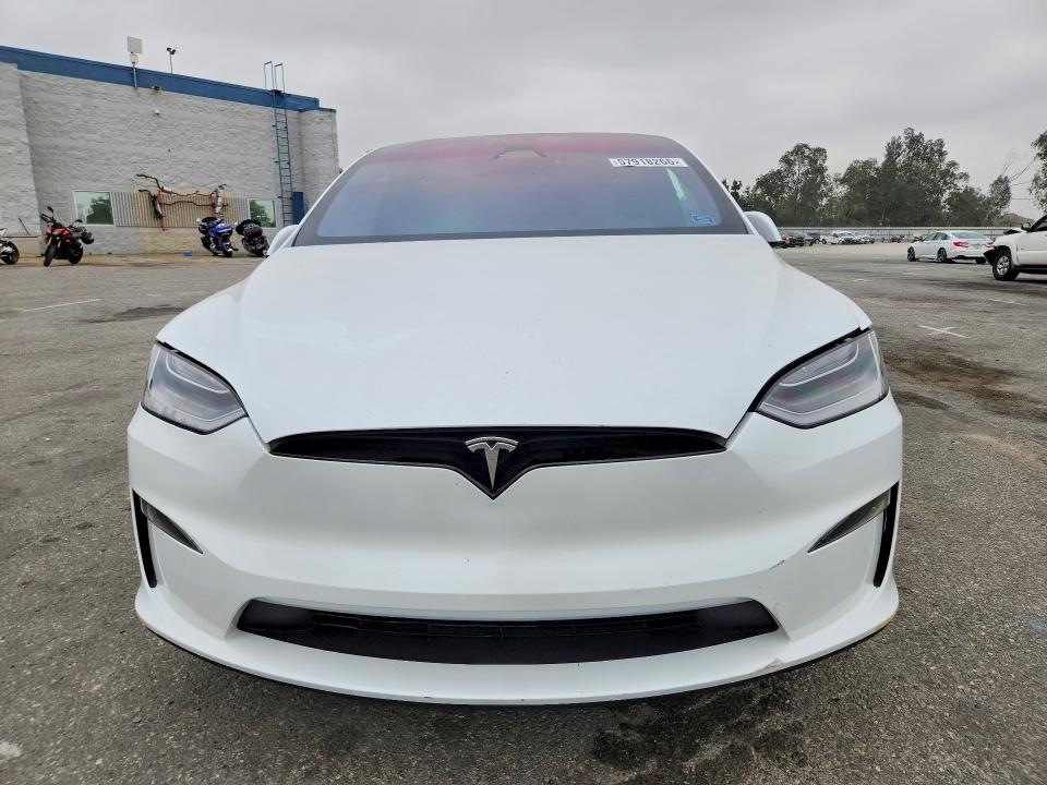 Снимка 5 от търг – 2023 TESLA MODEL X с VIN 7SAXCDE52PF403526