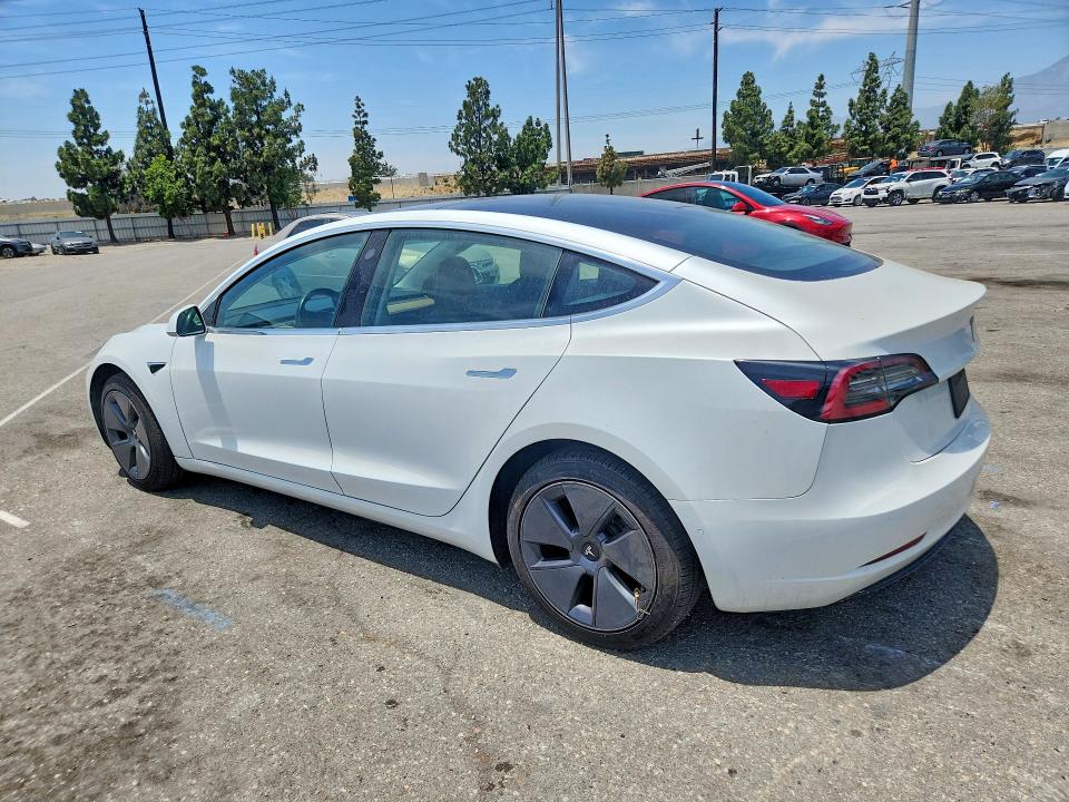 صورة رقم 2 من المزاد - 2019 TESLA MODEL 3 مع VIN 5YJ3E1EA8KF190530
