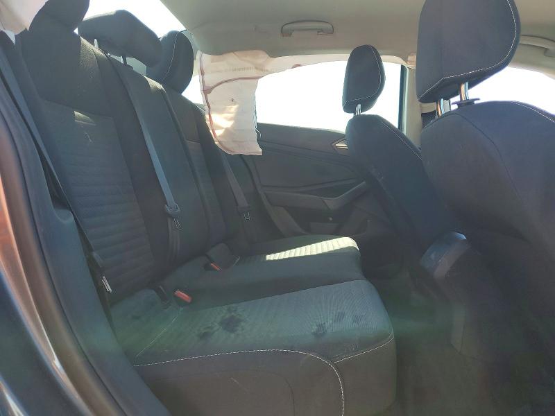 Photo 10 from auction – 2024 VOLKSWAGEN JETTA with VIN 3VW5M7BU1RM096456