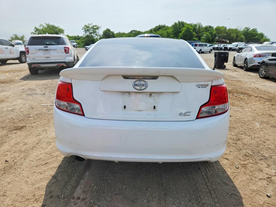 Photo 6 from auction – 2011 SCION TC with VIN JTKJF5C74B3018374