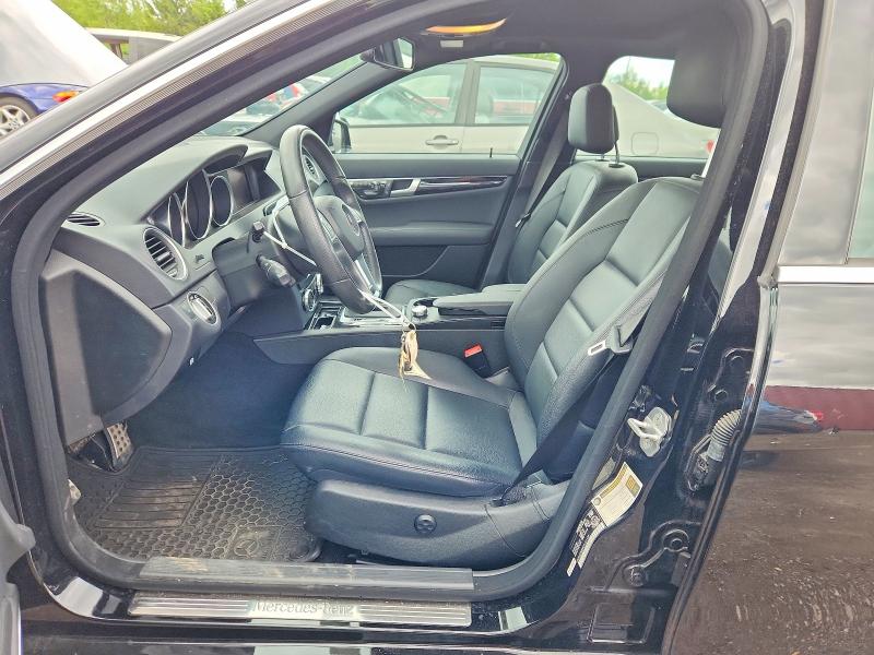 Photo 7 from auction – 2012 MERCEDES-BENZ C with VIN WDDGF8BB9CA721139