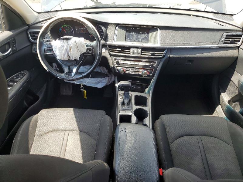 Photo 8 from auction – 2017 KIA OPTIMA with VIN KNAGT4LCXH5007505