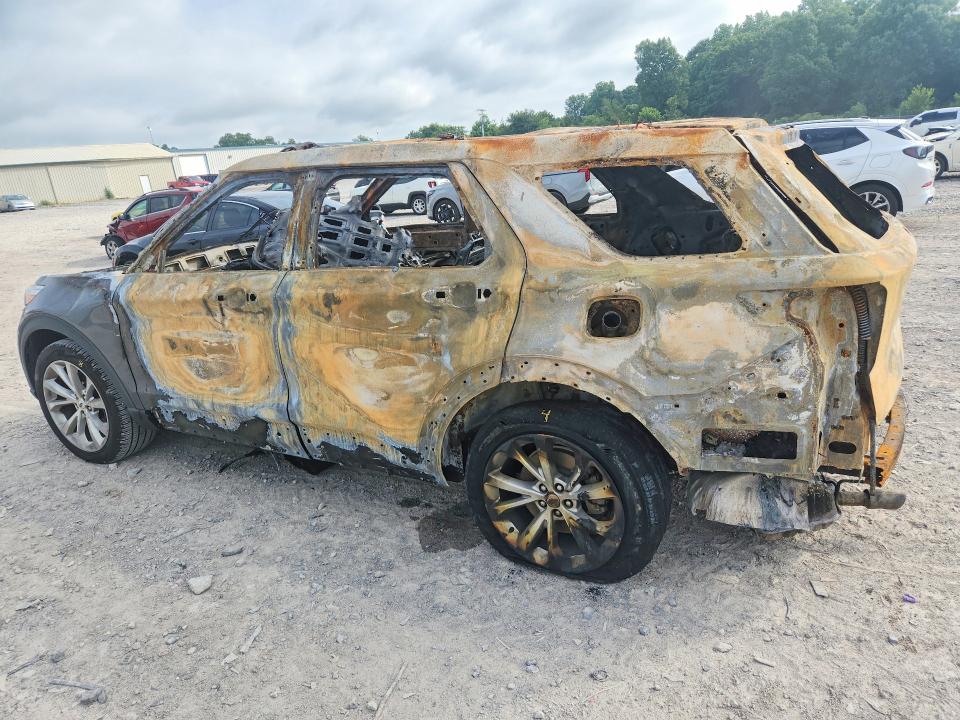 Photo 2 from auction – 2022 FORD EXPLORER with VIN 1FM5K7HW2NNA14795