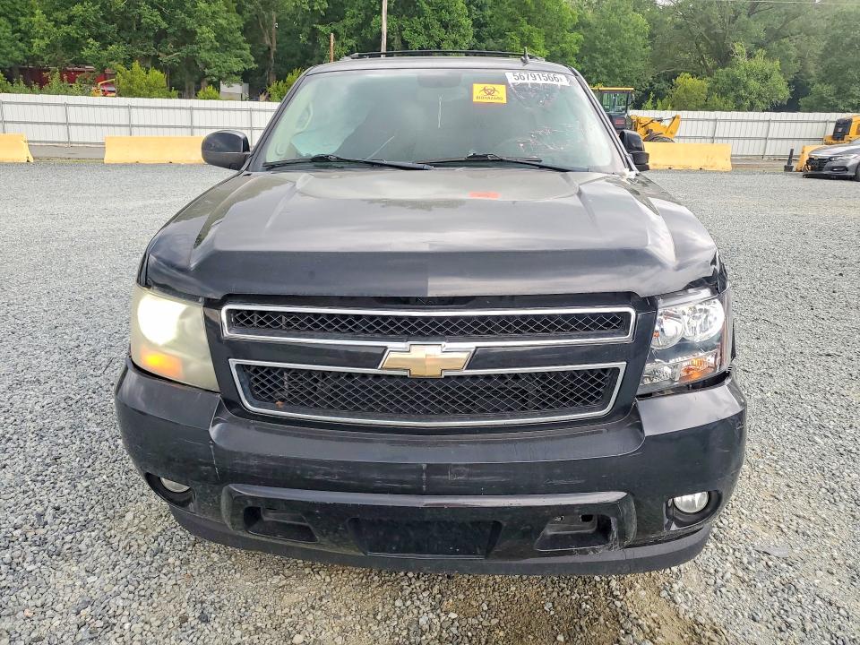 Photo 5 from auction – 2011 CHEVROLET TAHOE with VIN 1GNSCBE01BR241303