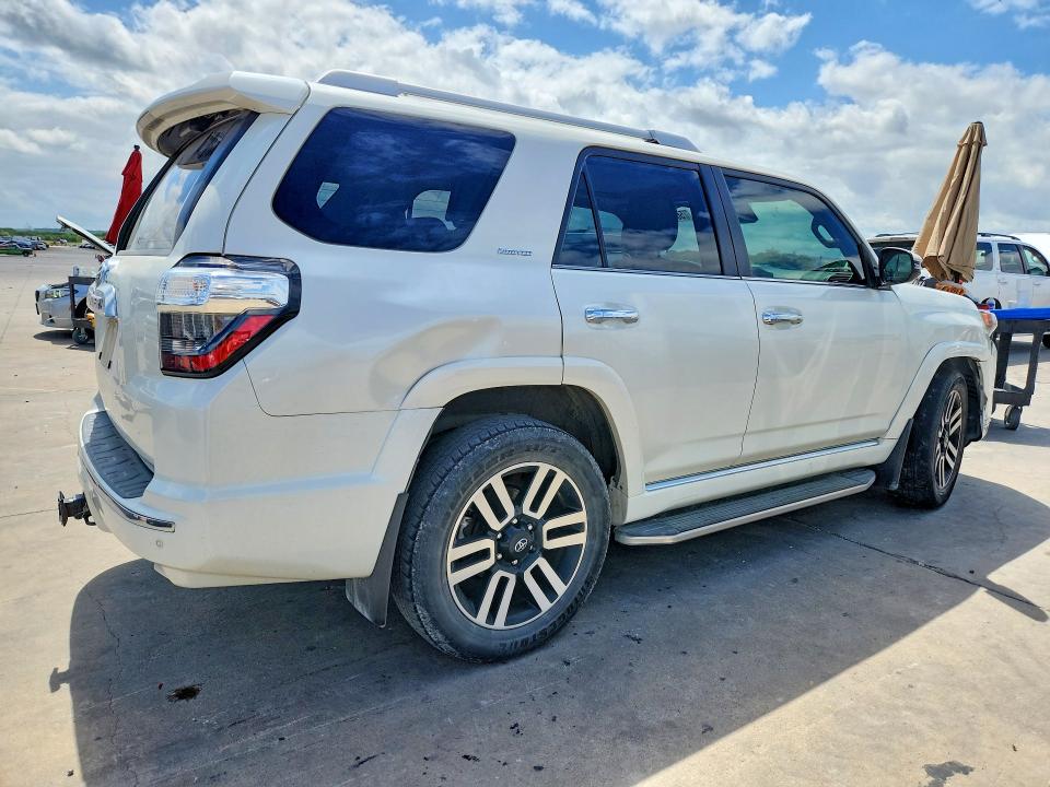Photo 3 from auction – 2021 TOYOTA 4RUNNER with VIN JTEDU5JR0M5228973