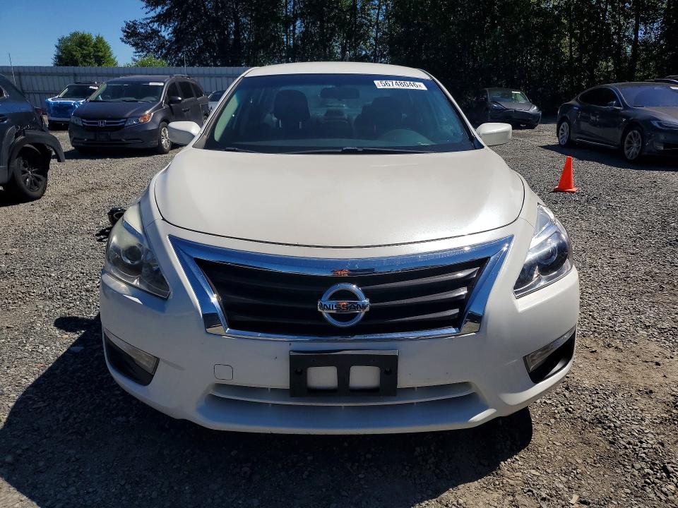 Photo 5 from auction – 2015 NISSAN ALTIMA with VIN 1N4AL3APXFN338564