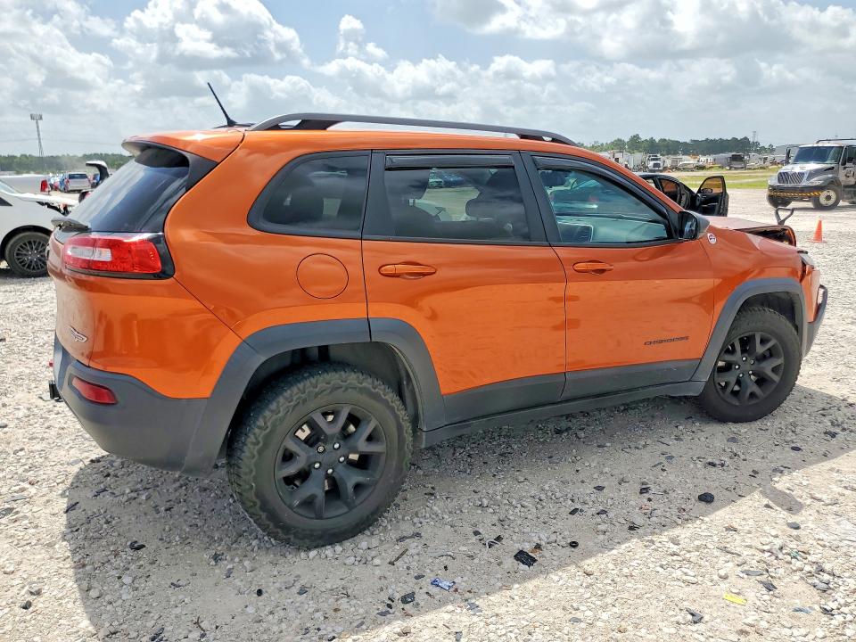 Photo 3 from auction – 2015 JEEP CHEROKEE with VIN 1C4PJMBB1FW682751