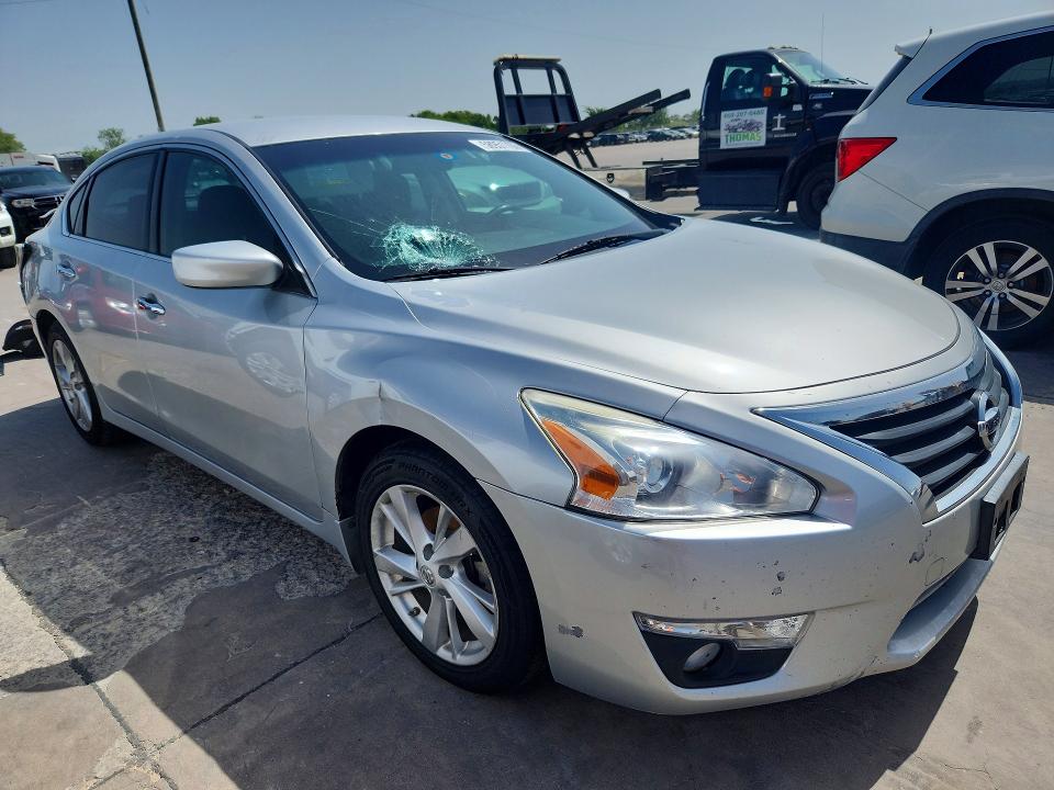 Photo 4 from auction – 2015 NISSAN ALTIMA with VIN 1N4AL3AP5FC185085