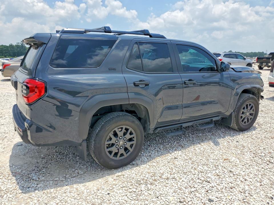 Photo 3 from auction – 2025 TOYOTA 4RUNNER with VIN JTEVA5AR3S5000590