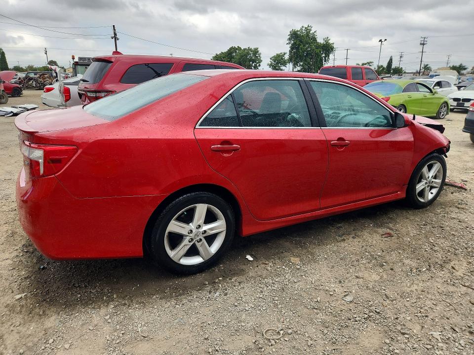 Photo 3 from auction – 2013 TOYOTA CAMRY with VIN 4T1BF1FK5DU676329