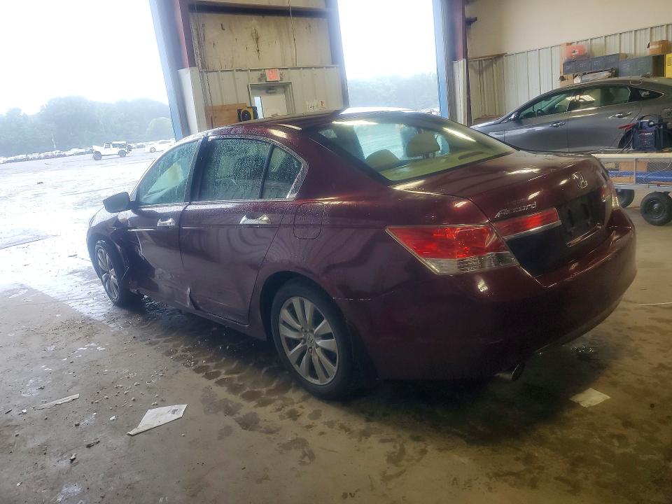 Photo 2 from auction – 2011 HONDA ACCORD with VIN 1HGCP3F71BA007830