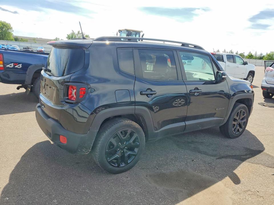 Photo 3 from auction – 2018 JEEP RENEGADE with VIN ZACCJBBBXJPH73610