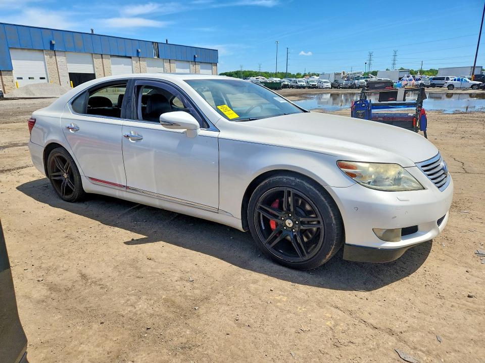 Фото 4 с аукциона – 2010 LEXUS LS с VIN JTHCL5EF1A5005113