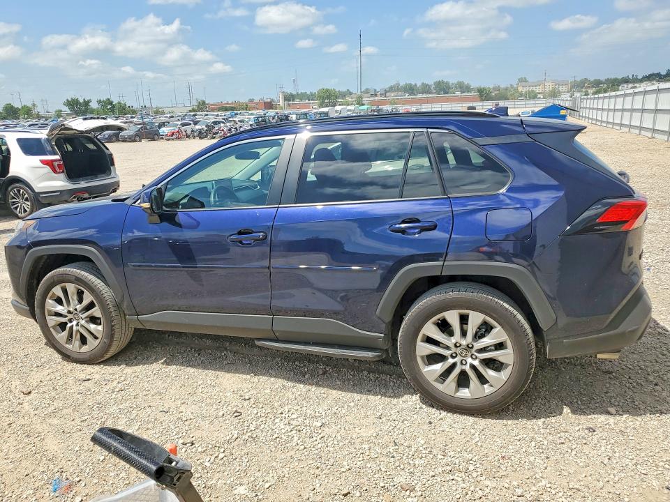 Photo 2 from auction – 2025 TOYOTA RAV4 with VIN 2T3A1RFV2SW604964