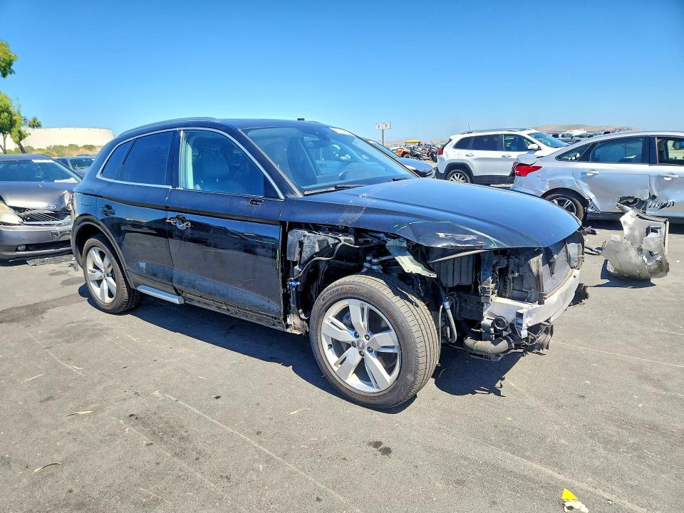 Photo 4 from auction – 2018 AUDI Q5 with VIN WA1BNAFY6J2102402