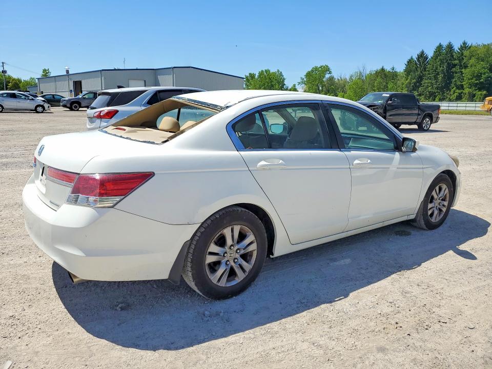 Photo 3 from auction – 2011 HONDA ACCORD with VIN 1HGCP2F67BA143607