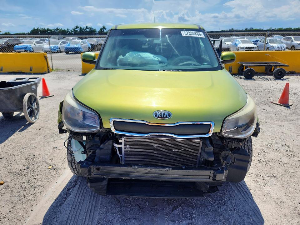 Photo 5 from auction – 2014 KIA SOUL with VIN KNDJN2A22E7721565