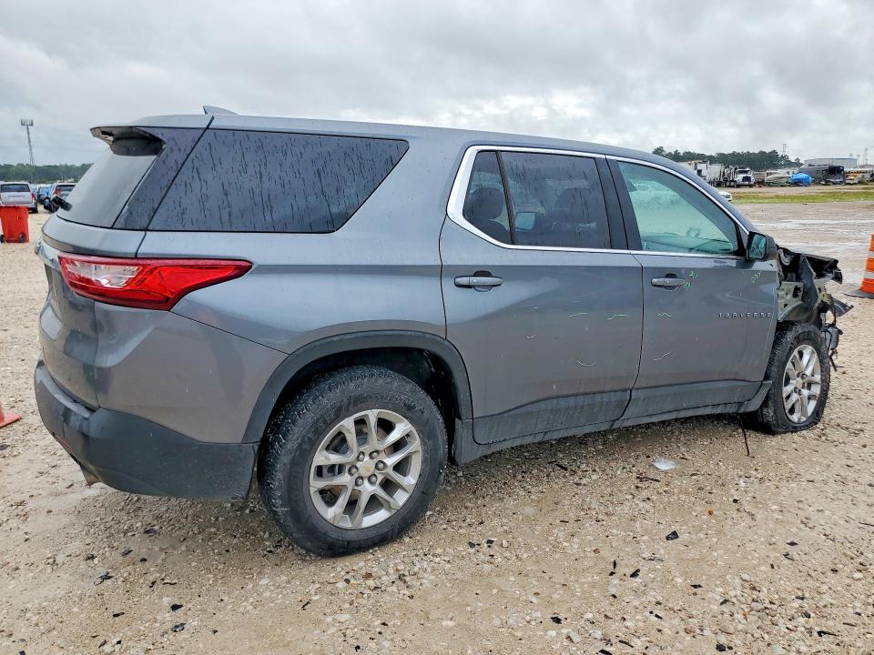 Photo 3 from auction – 2021 CHEVROLET TRAVERSE with VIN 1GNERFKW4MJ145565