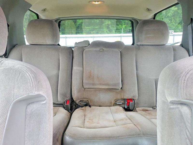 Photo 10 from auction – 2005 GMC YUKON with VIN 1GKEC13T05J164802
