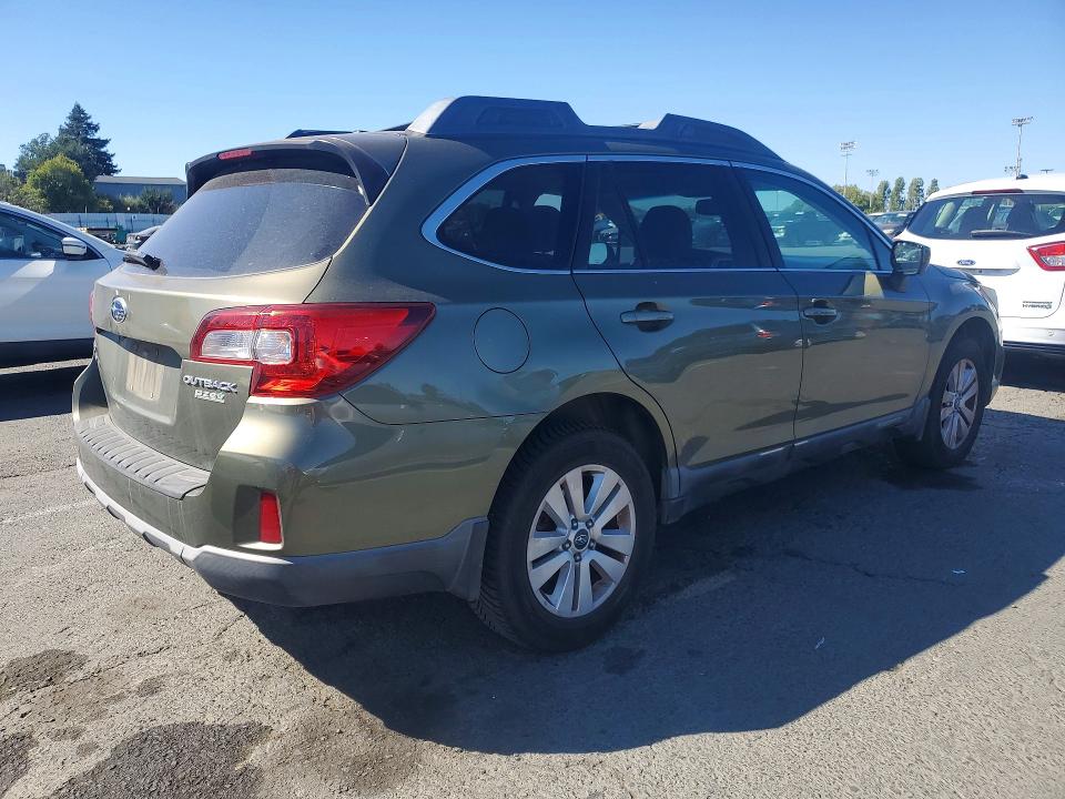 Photo 3 from auction – 2015 SUBARU OUTBACK with VIN 4S4BSADC3F3257380