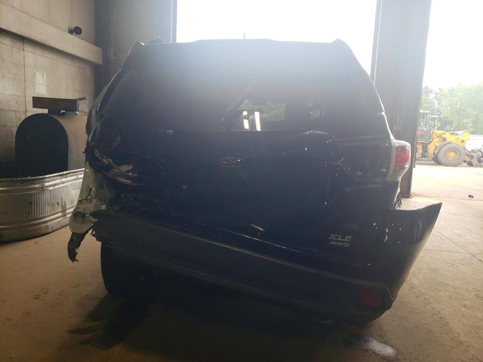 Photo 6 from auction – 2016 TOYOTA HIGHLANDER with VIN 5TDJKRFH1GS310262