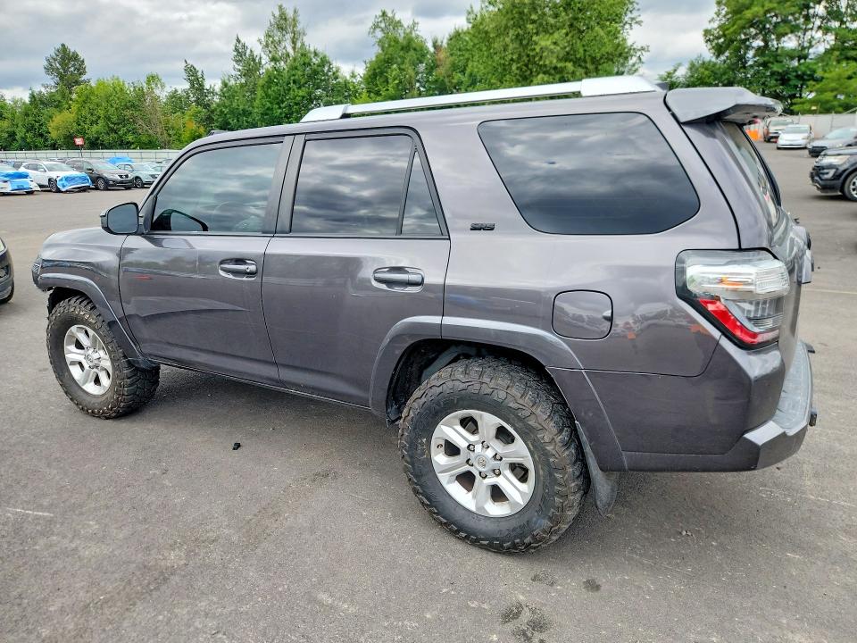 Photo 2 from auction – 2016 TOYOTA 4RUNNER with VIN JTEBU5JR0G5306955