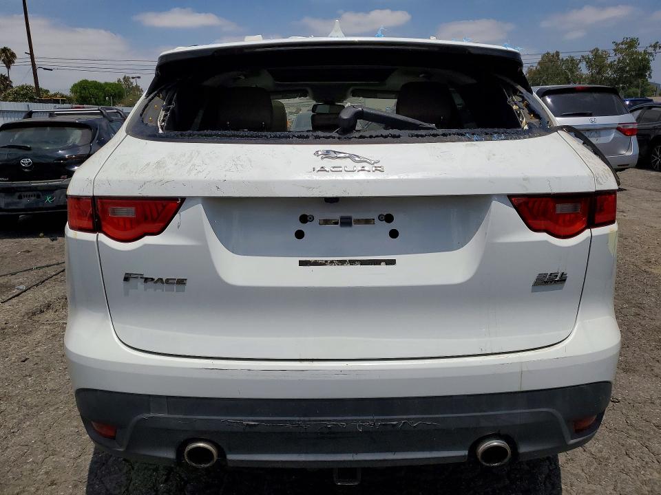 Photo 6 from auction – 2017 JAGUAR F-PACE with VIN SADCJ2BV9HA493007