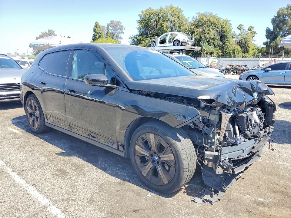 Photo 4 from auction – 2024 BMW IX with VIN WB523CF03RCR27056
