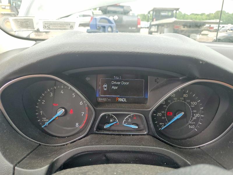 Photo 9 from auction – 2017 FORD FOCUS with VIN 1FADP3E23HL279050