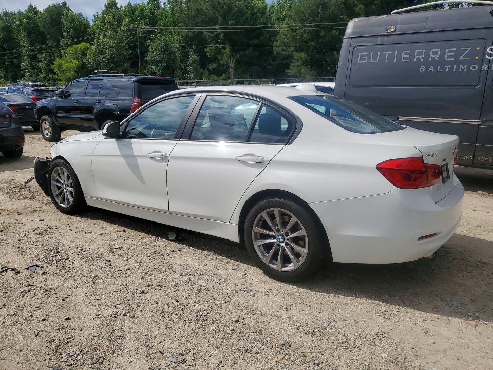 Photo 2 from auction – 2018 BMW 320 with VIN WBA8A3C54JA358767