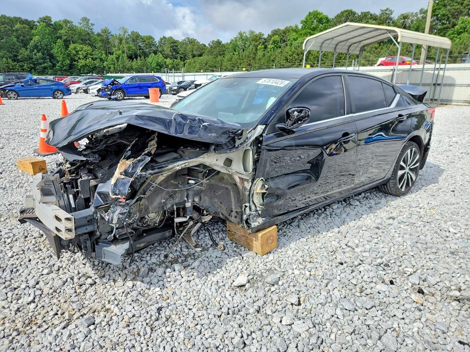 NISSAN ALTIMA 2021 with VIN 1N4BL4CW0MN352274 - Photo from auction