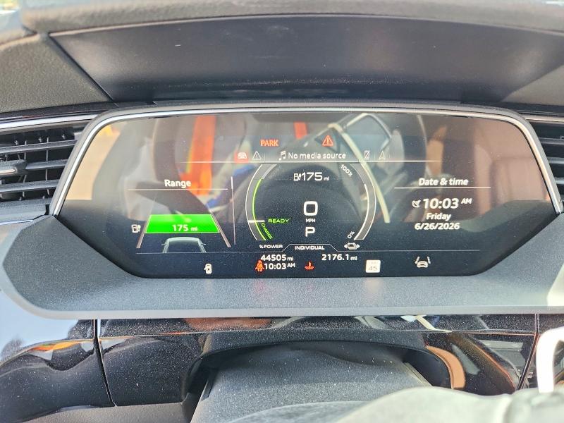 Photo 9 from auction – 2022 AUDI E-TRON with VIN WA1LAAGE8NB026143