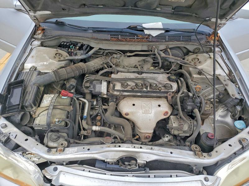 Photo 11 from auction – 2002 HONDA ACCORD with VIN 1HGCG56792A027335