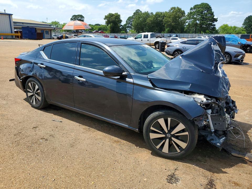 Photo 4 from auction – 2019 NISSAN ALTIMA with VIN 1N4BL4DV5KC155311