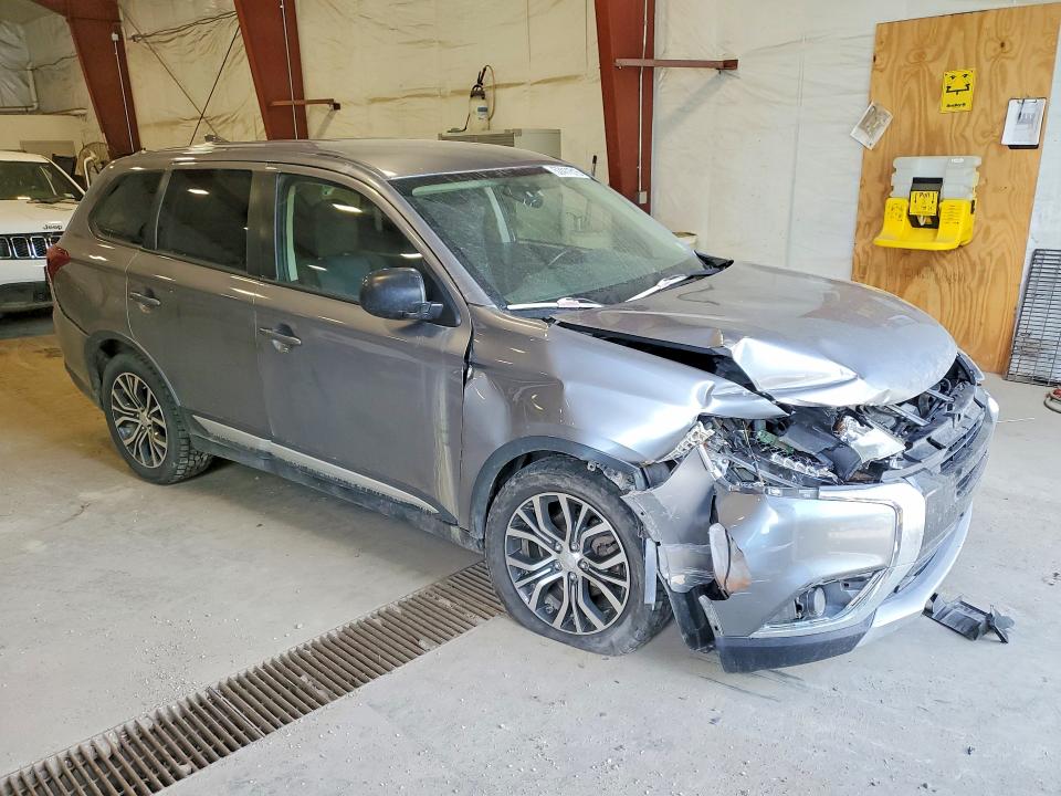 Photo 4 from auction – 2017 MITSUBISHI OUTLANDER with VIN JA4AZ2A3XHZ030459