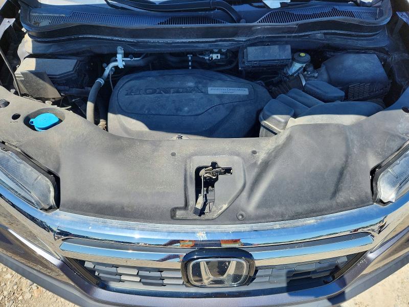 Photo 11 from auction – 2017 HONDA RIDGELINE with VIN 5FPYK3F75HB029498