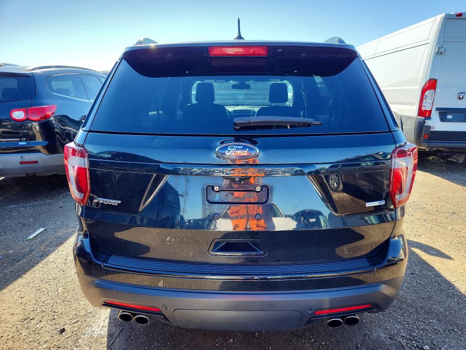 Photo 6 from auction – 2018 FORD EXPLORER with VIN 1FM5K8GT0JGC04977