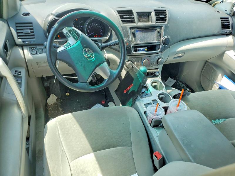 Photo 8 from auction – 2013 TOYOTA HIGHLANDER with VIN 5TDZK3EH2DS142192