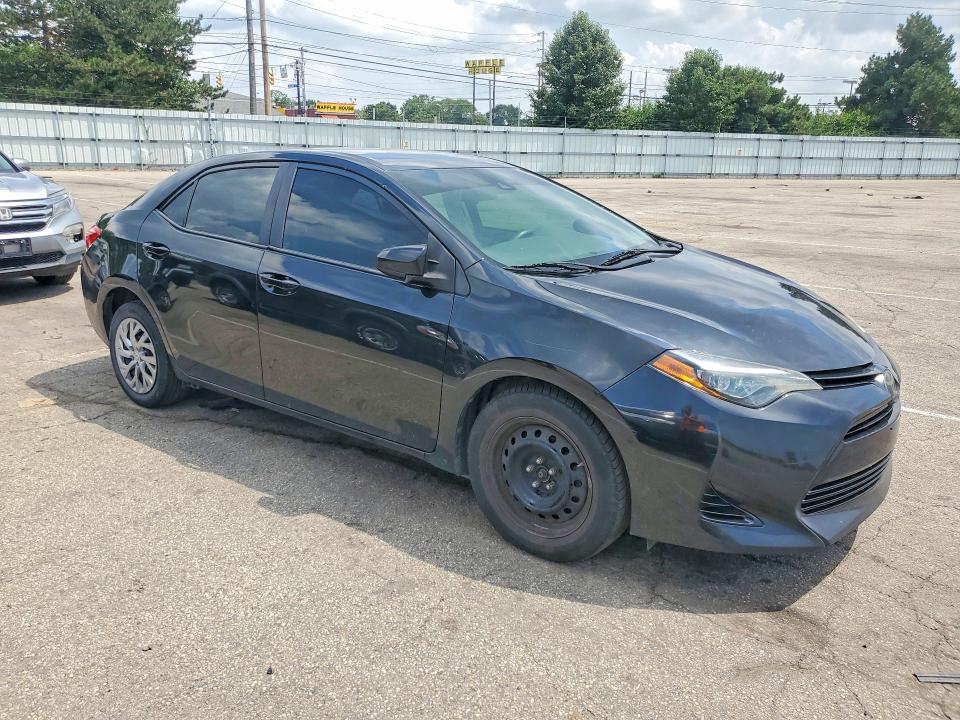 Photo 4 from auction – 2019 TOYOTA COROLLA with VIN 2T1BURHE6KC139835
